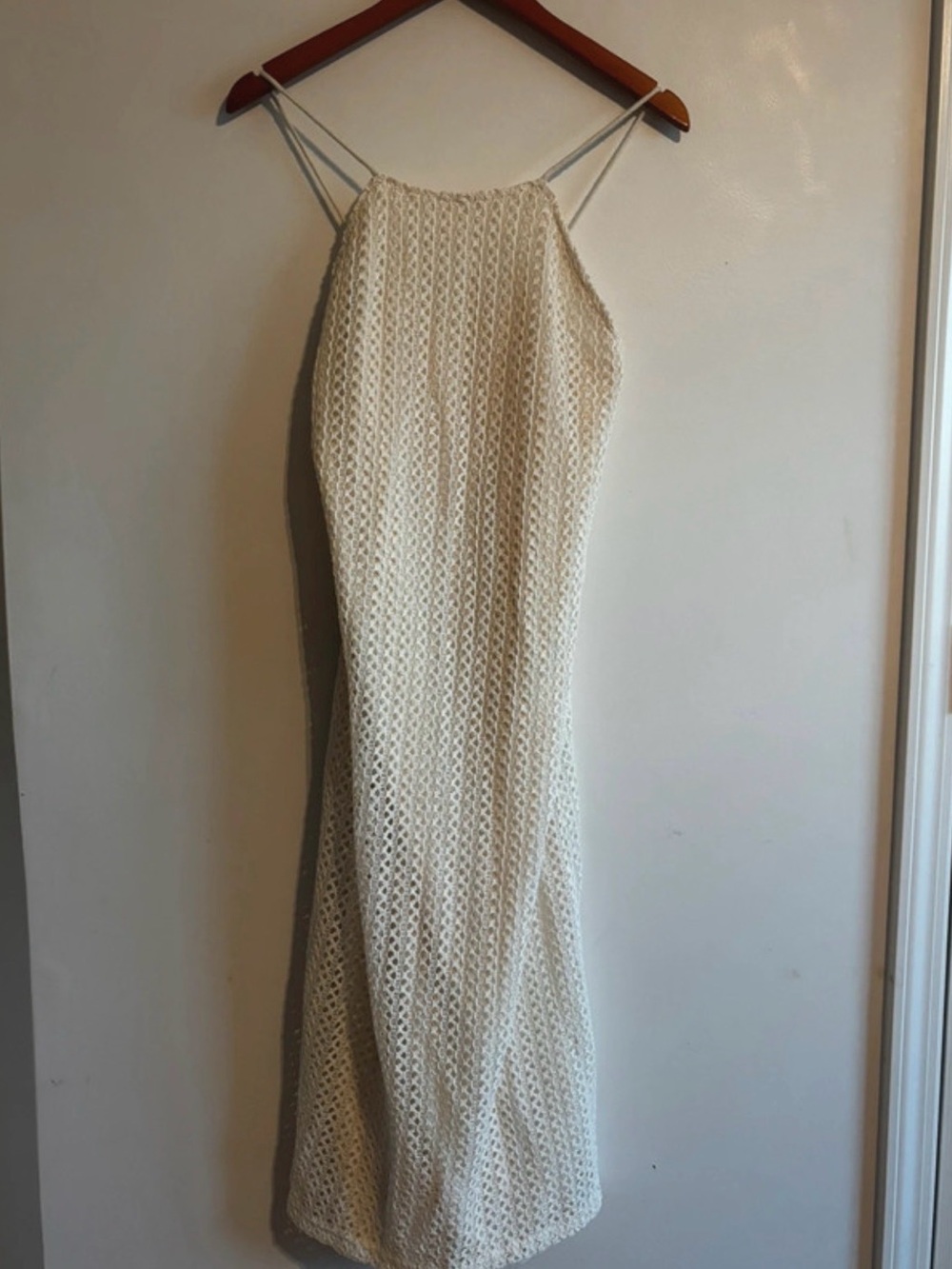 Sleeveless Crochet midi Dress in Cream